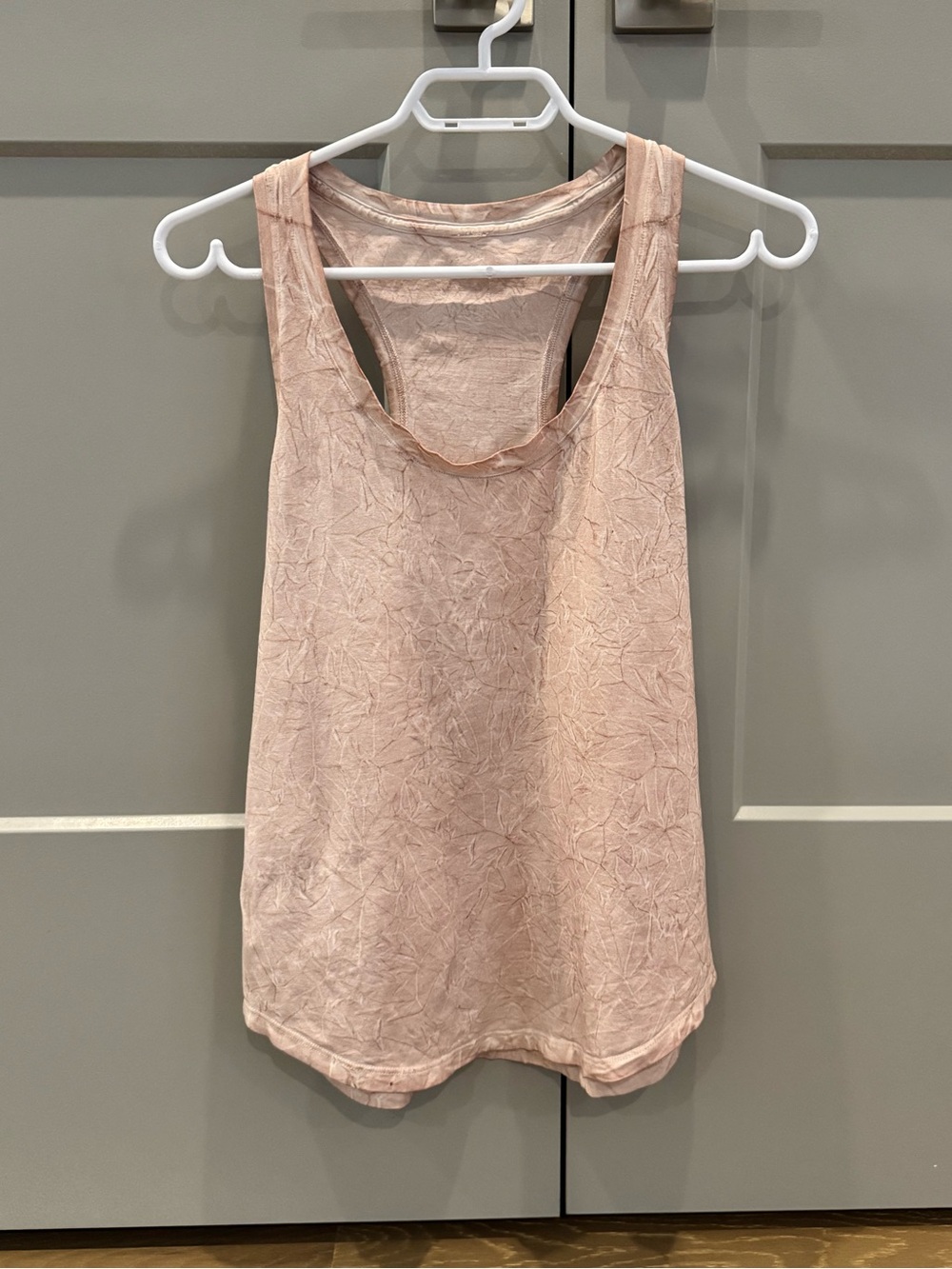 Women’s Sleeveless Racerback Tank Top - Pale Pink